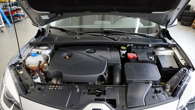 Compartiment moteur de Mégane 3